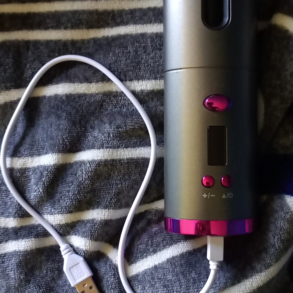 Wireless automatic hair curler rechargeable - Picture 2 of 3